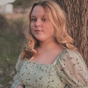 Meet your Posher, Molly